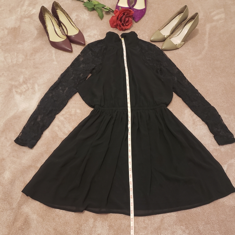 Vero Moda Lace Dress - Picture 8 of 14